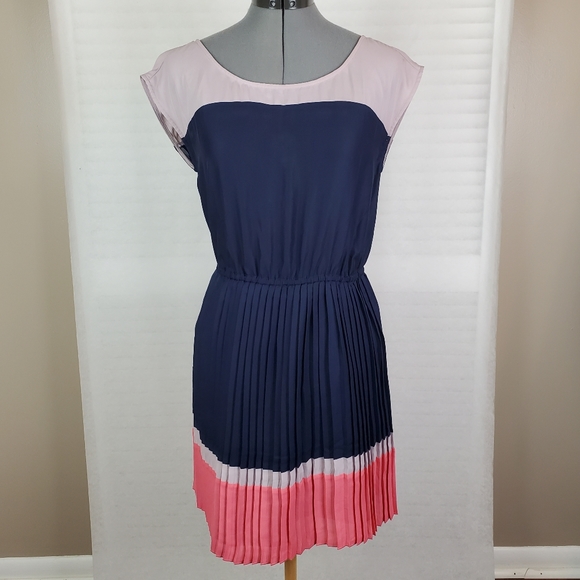 American Eagle pleated keyhole colorblock dress S - Picture 2 of 9